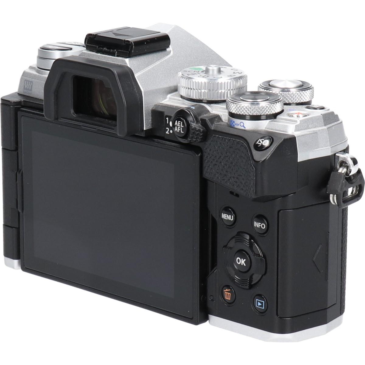 Ｅ－Ｍ５　ＭＡＲＫ　ＩＩＩ　シルバー