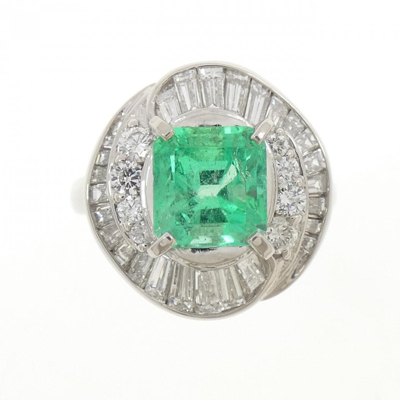 PT900 エメラルド リング 1.77CT