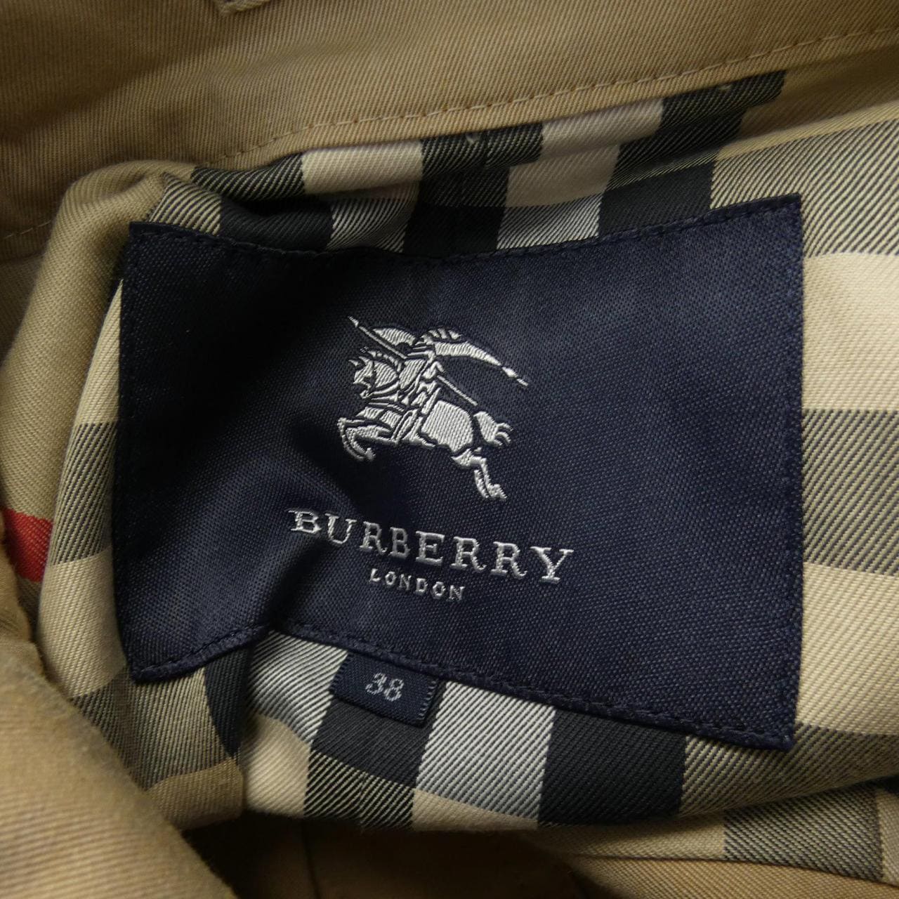 BURBERRY巴寶莉倫敦苑