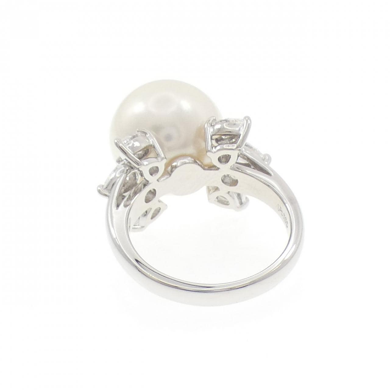 PT900 白蝶パール リング 13.7mm