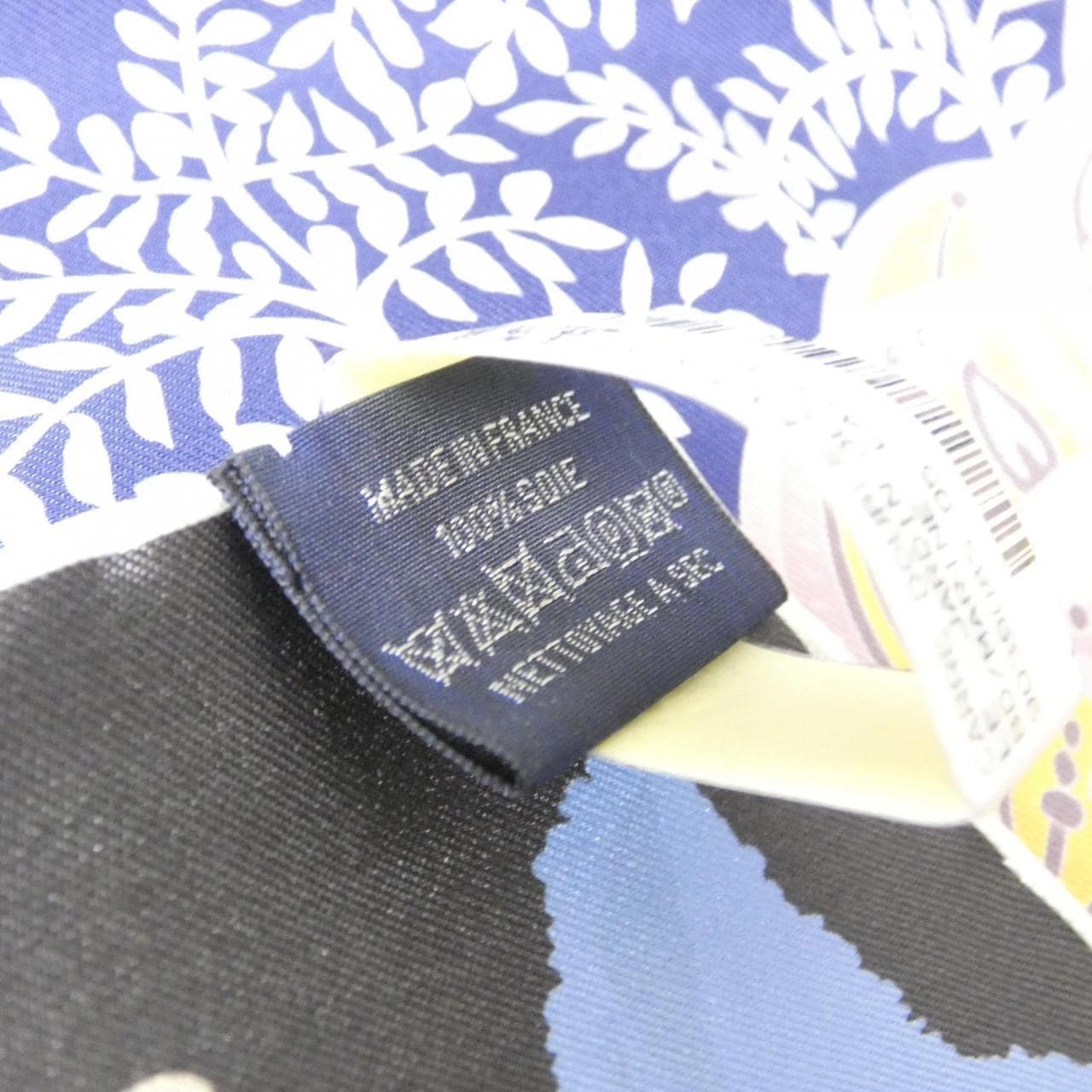 【未使用品】エルメス LE JARDIN DES PEINTRES カレ ダブル フェイス 903908S スカーフ