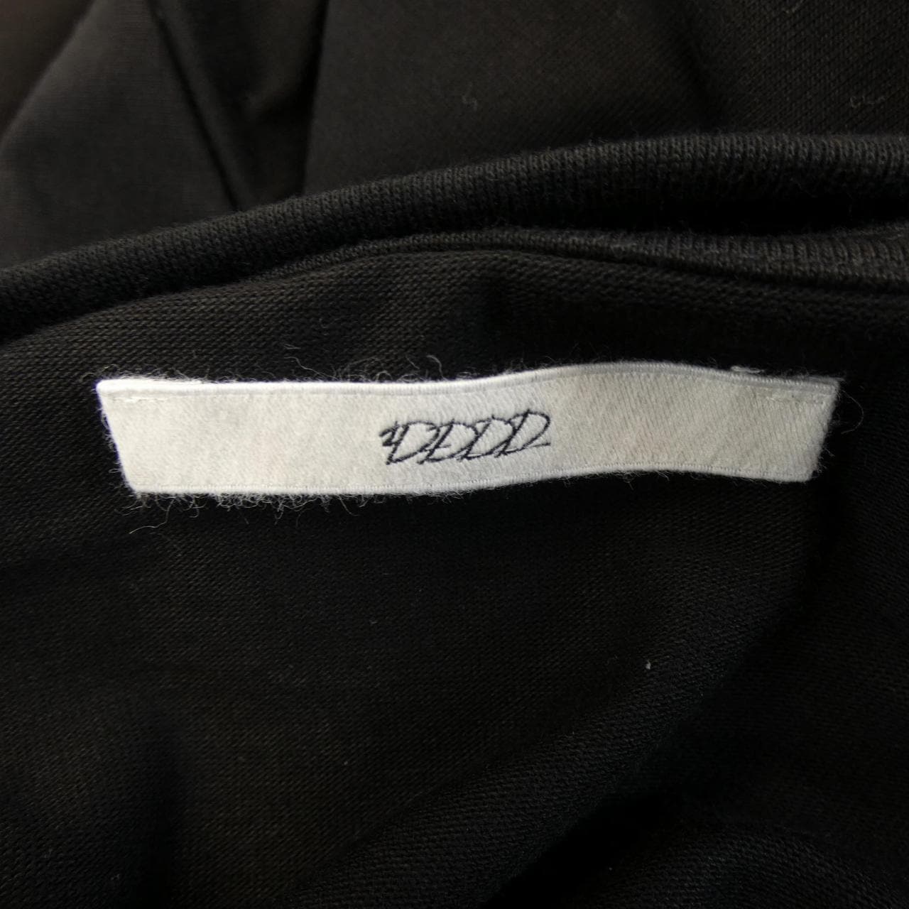 DDDD 0717003 Tシャツ