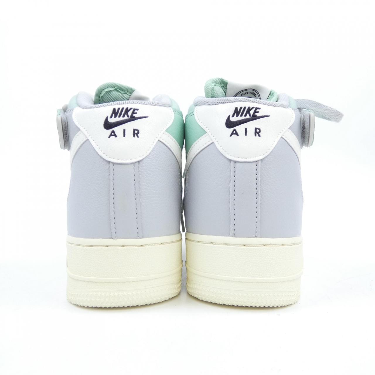 ナイキ NIKE スニーカー