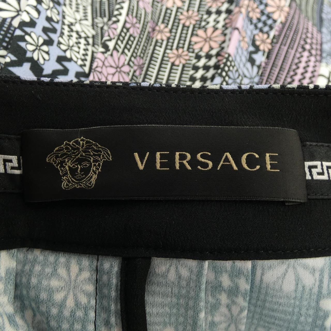 ヴェルサーチェ VERSACE スカート
