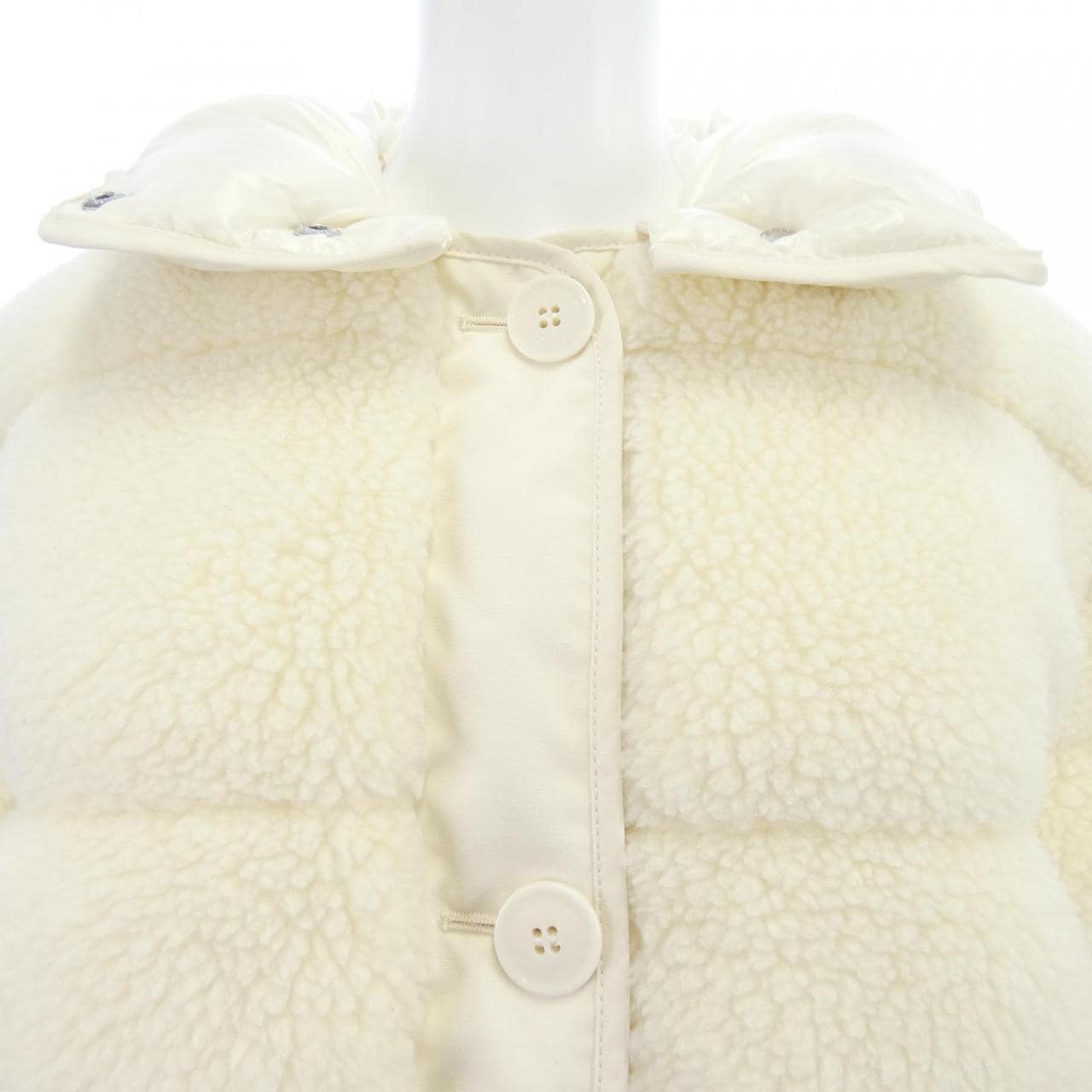 モンクレール MONCLER CHARAMILLON ダウンコート