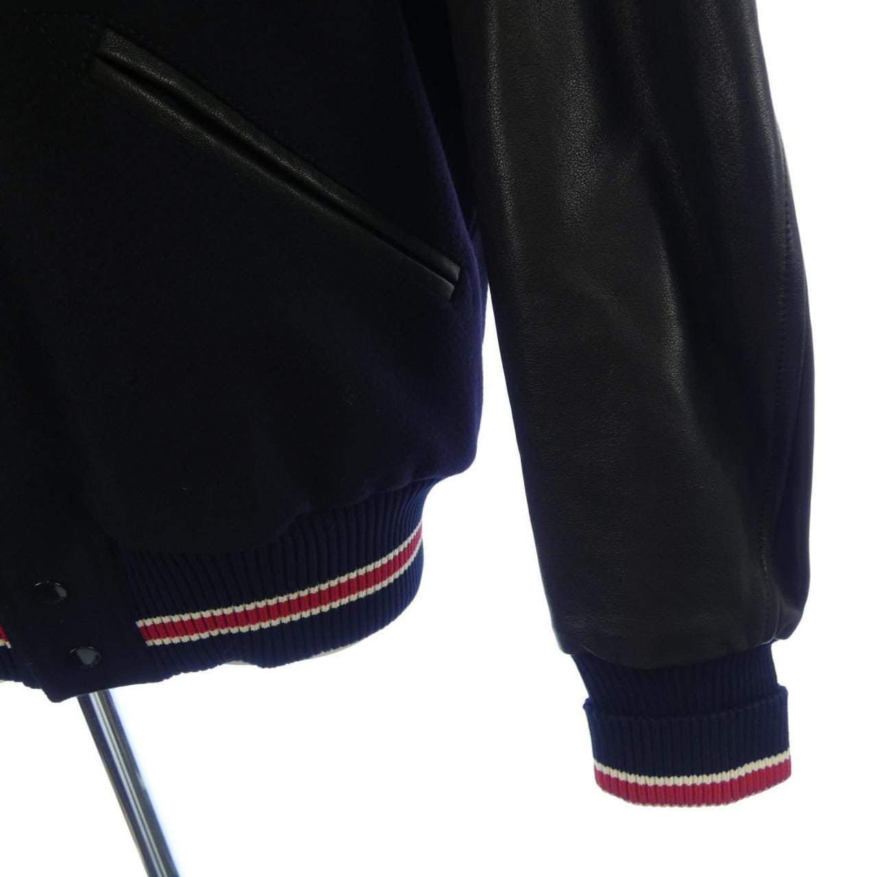 グッチ GUCCI 612229 ZAAD3 ブルゾン