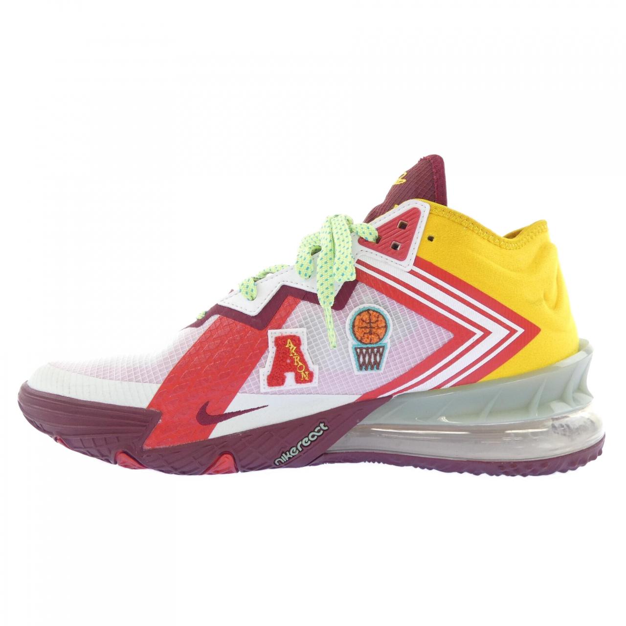 ナイキ NIKE CV7562-102 スニーカー