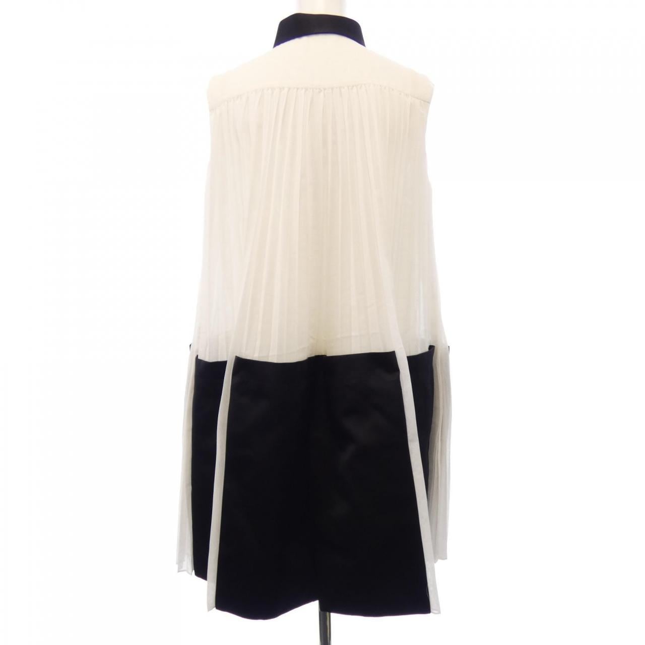 サカイ SACAI 22-06115 ワンピース