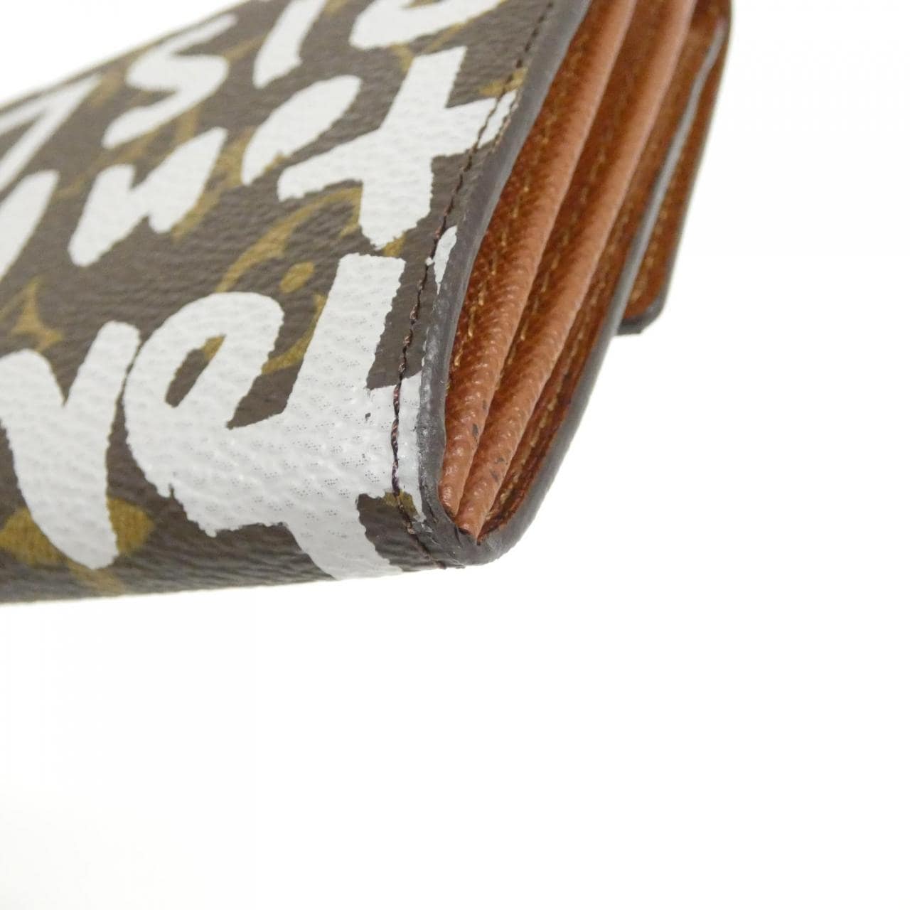 ルイヴィトン モノグラム グラフィティ ポルト モネ クレディ M92189 財布