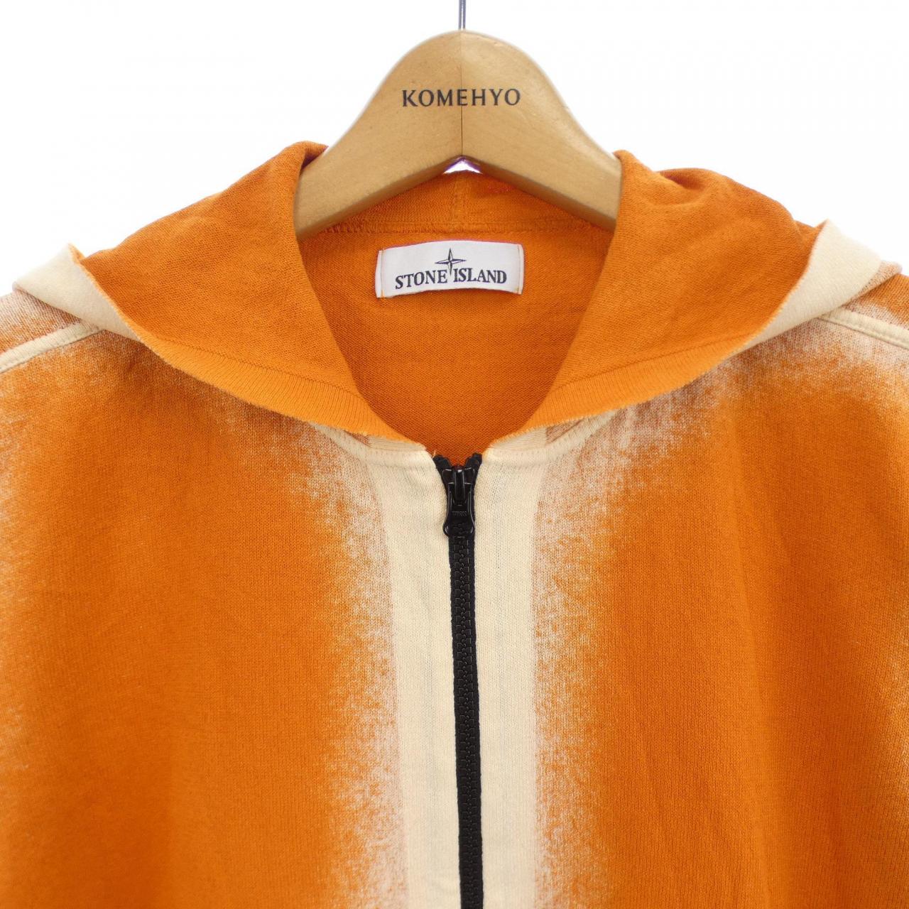 ストーンアイランド STONE ISLAND パーカー