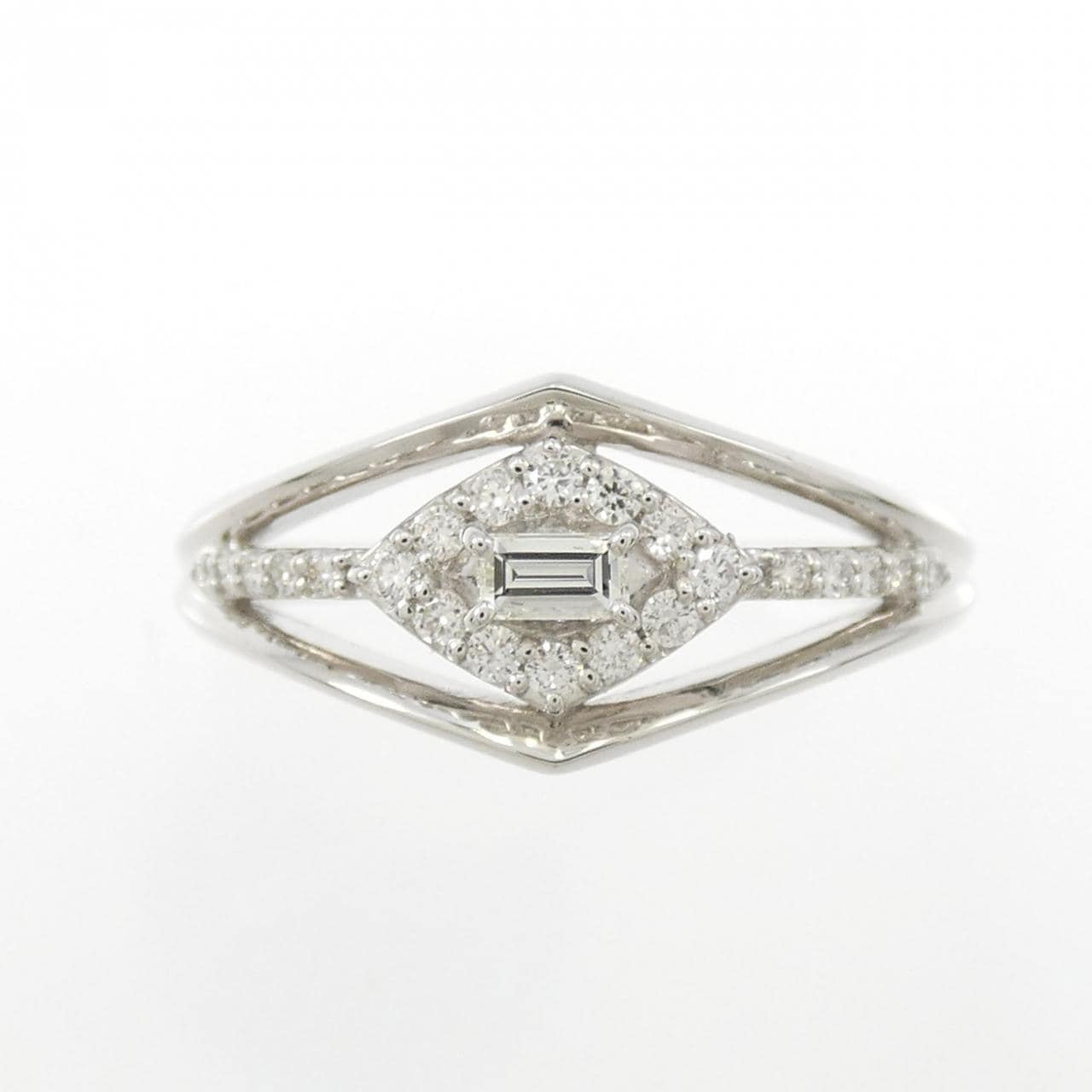 【新品】PT ダイヤモンド リング 0.30CT