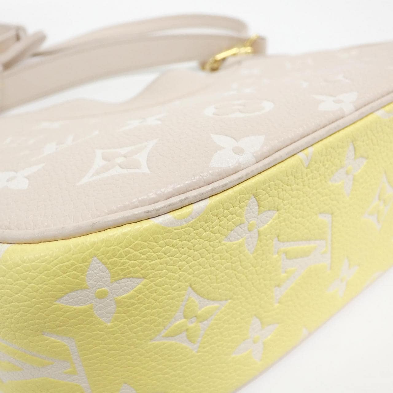 LOUIS VUITTON Monogram Empreinte (Spring in the City) Bagatelle M46113 Shoulder Bag