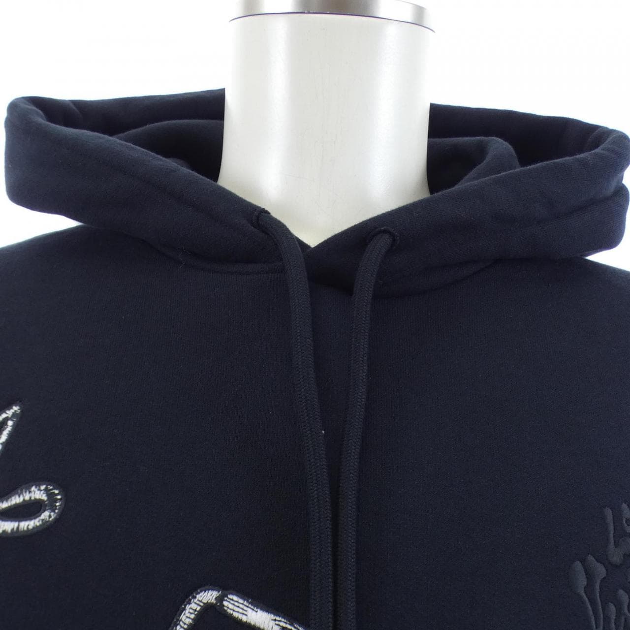 ルイヴィトン LOUIS VUITTON LVマルチツールエンブロイダードフーディ HOY75WIHN パーカー