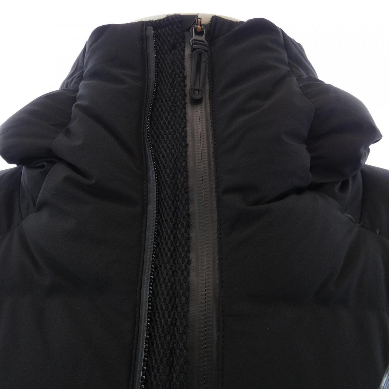 ディオール DIOR DESCENTE 水沢ダウン 213C446A5093 ダウンジャケット
