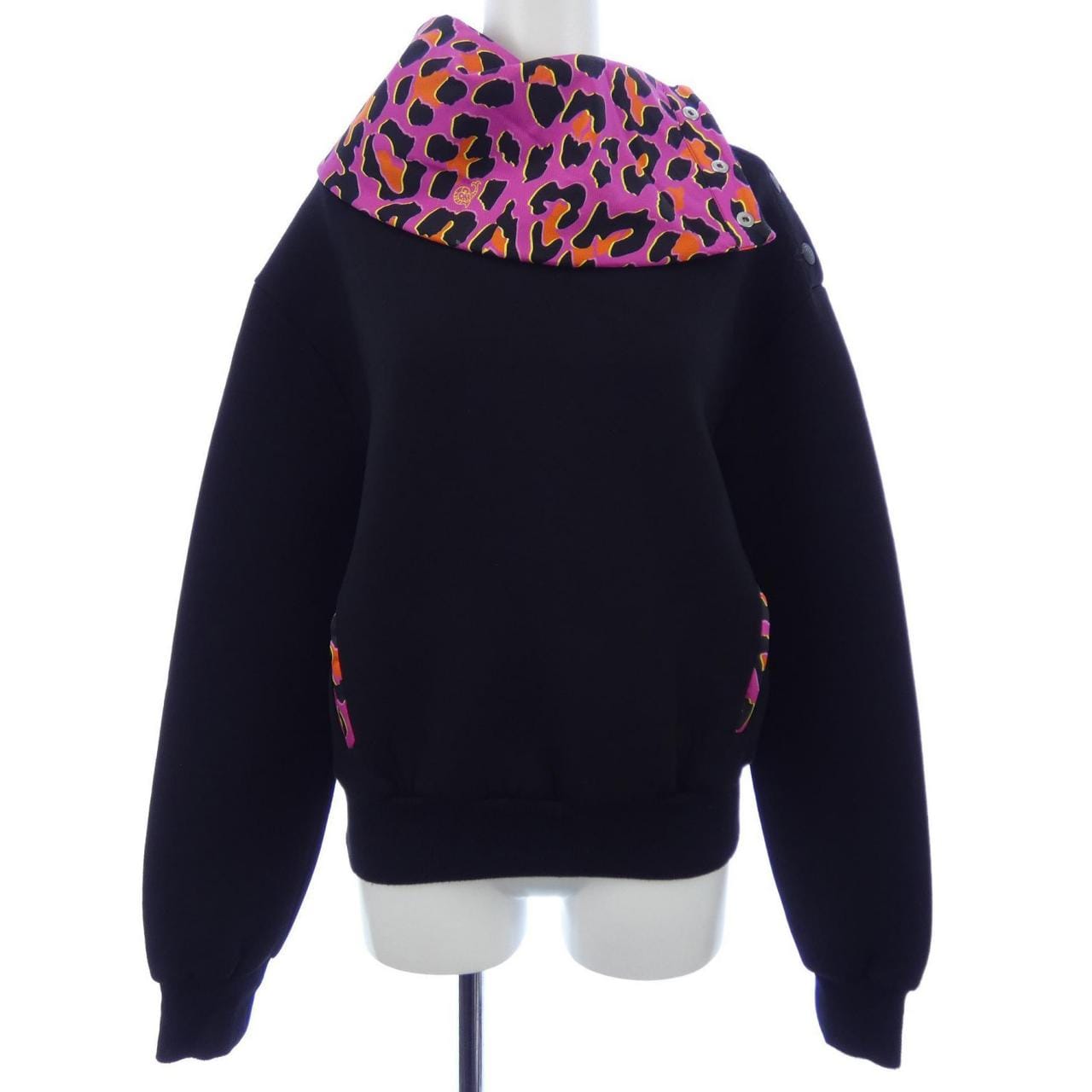 エミリオプッチ EMILIO PUCCI トップス