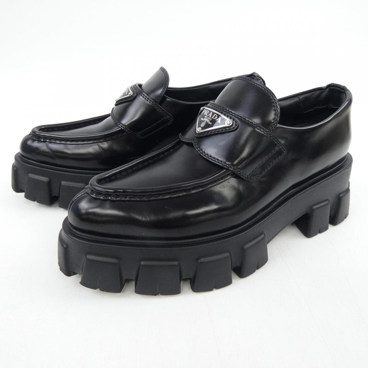 プラダ PRADA モノリス ローファー トライアングルロゴ 1D663M シューズ