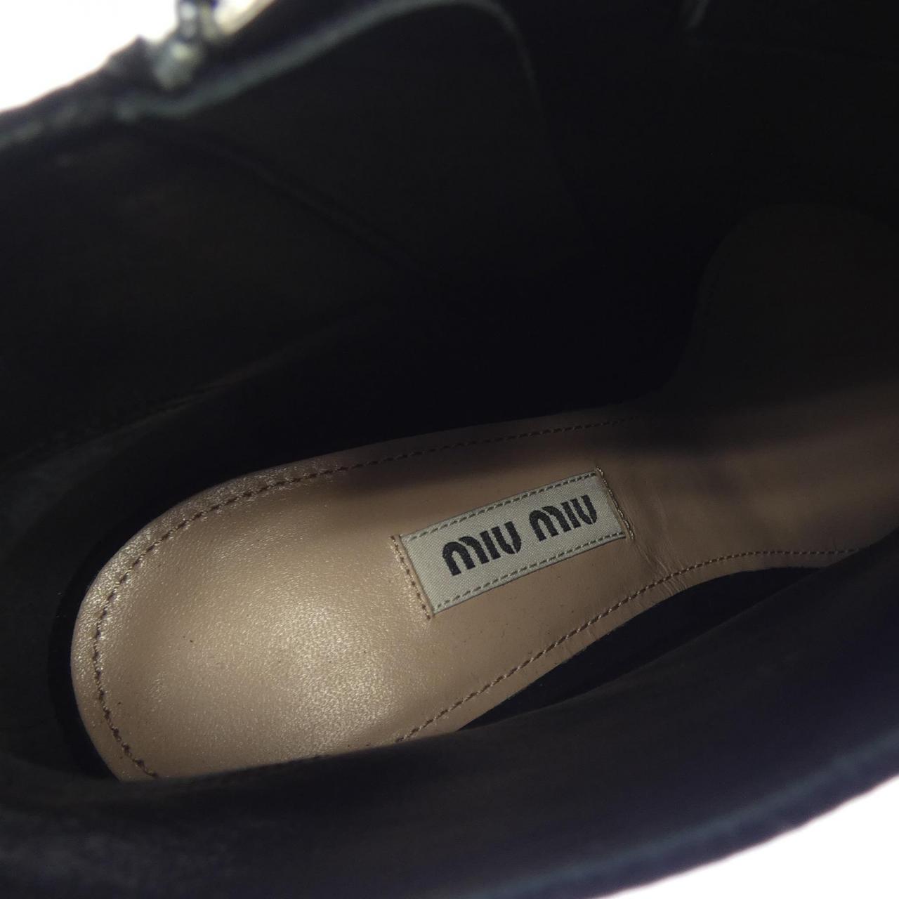 ミュウミュウ MIU MIU ブーツ