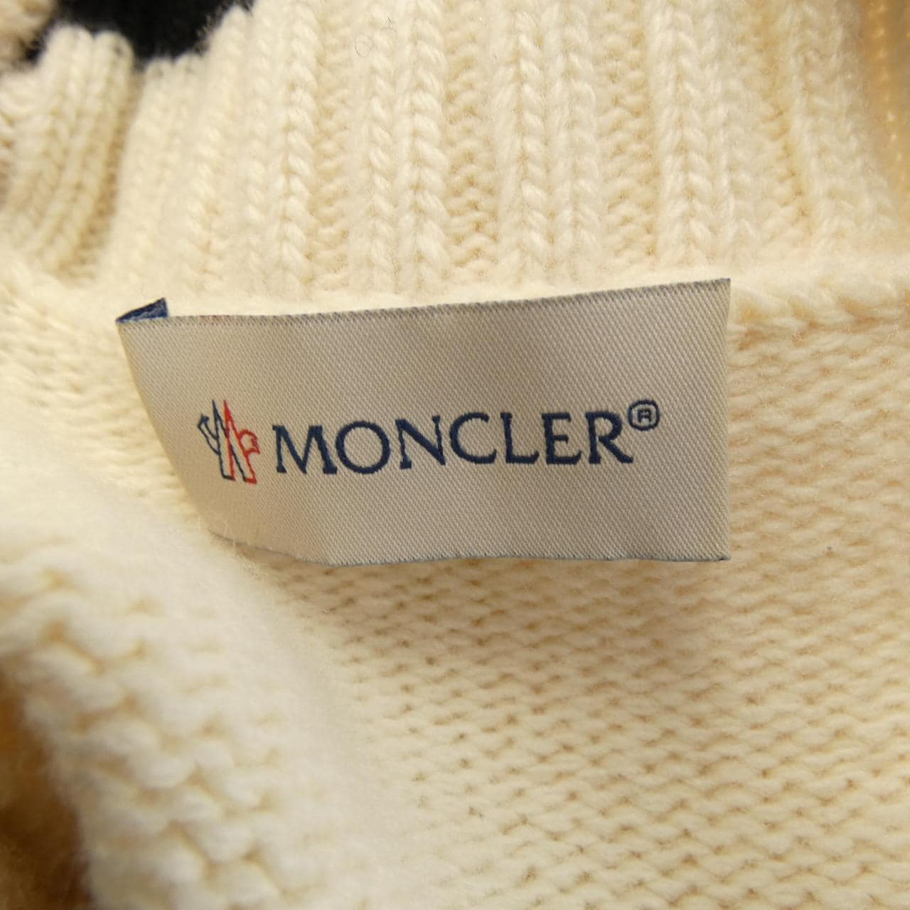 モンクレール MONCLER ダウンジャケット