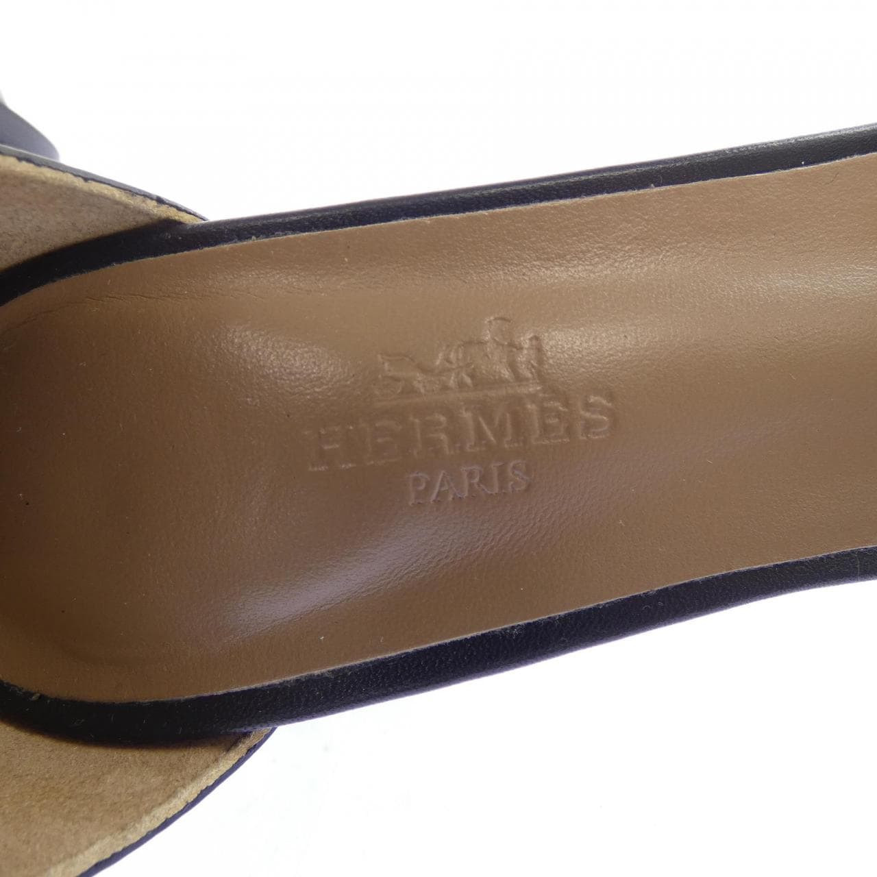 エルメス HERMES マネージュ MANEGE ケリーバックル 201080Z サンダル