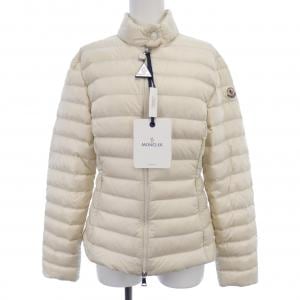 モンクレール MONCLER ダウンジャケット