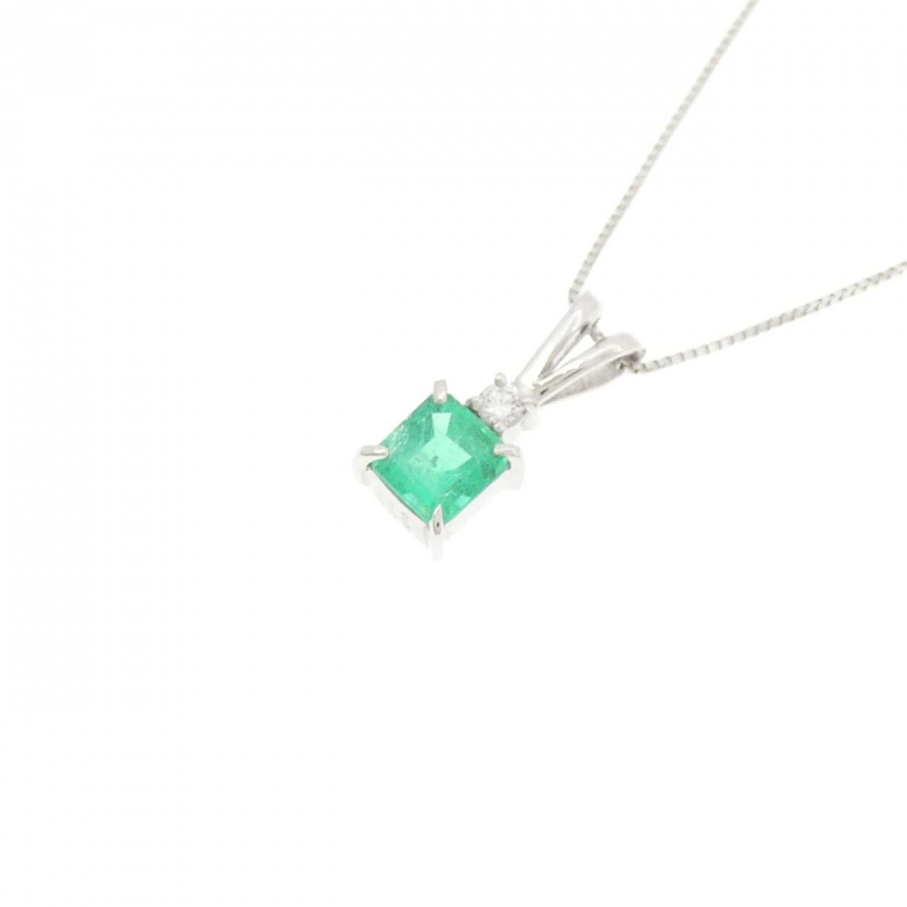 PT900/PT850 エメラルド ネックレス 0.52CT