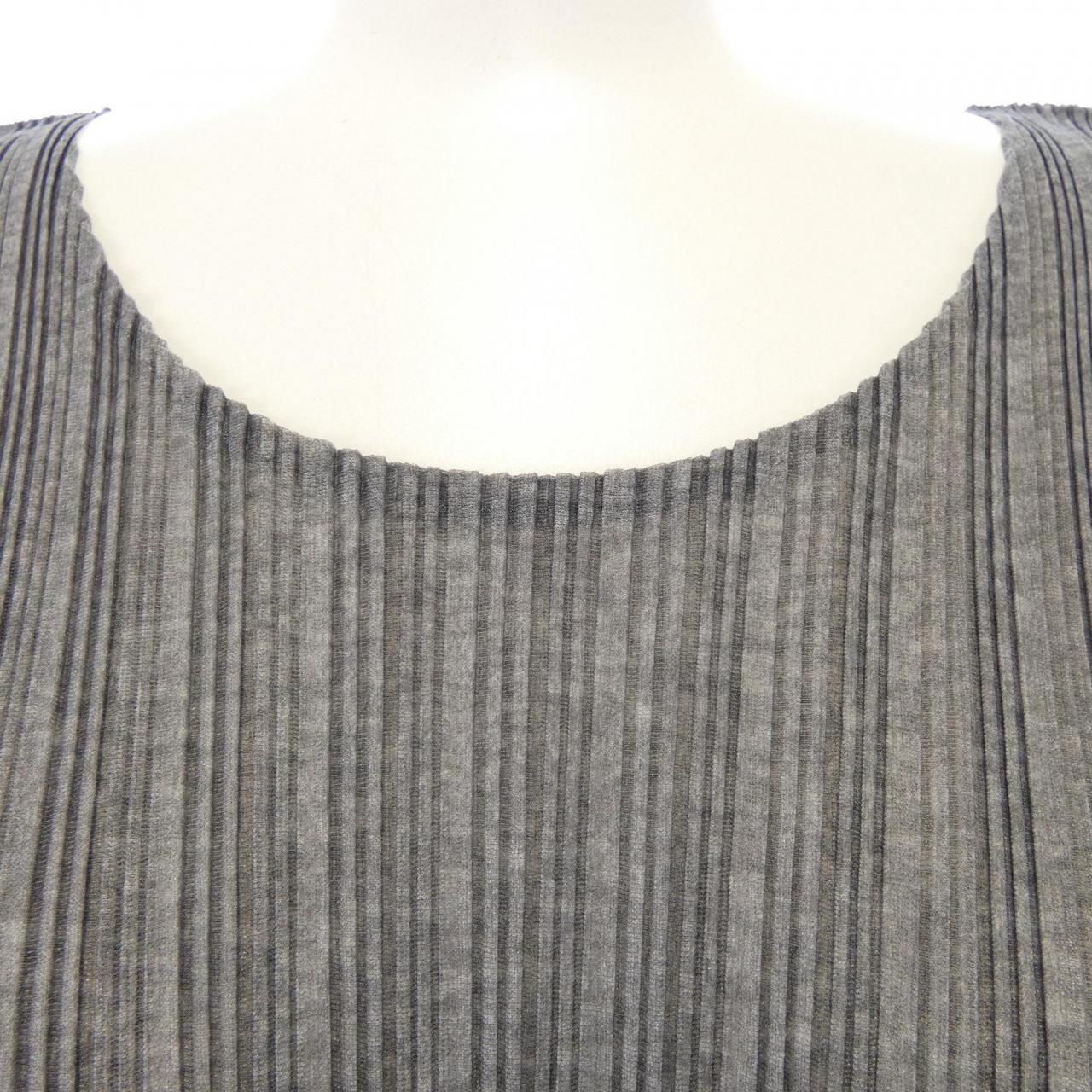 プリーツプリーズ PLEATS PLEASE トップス