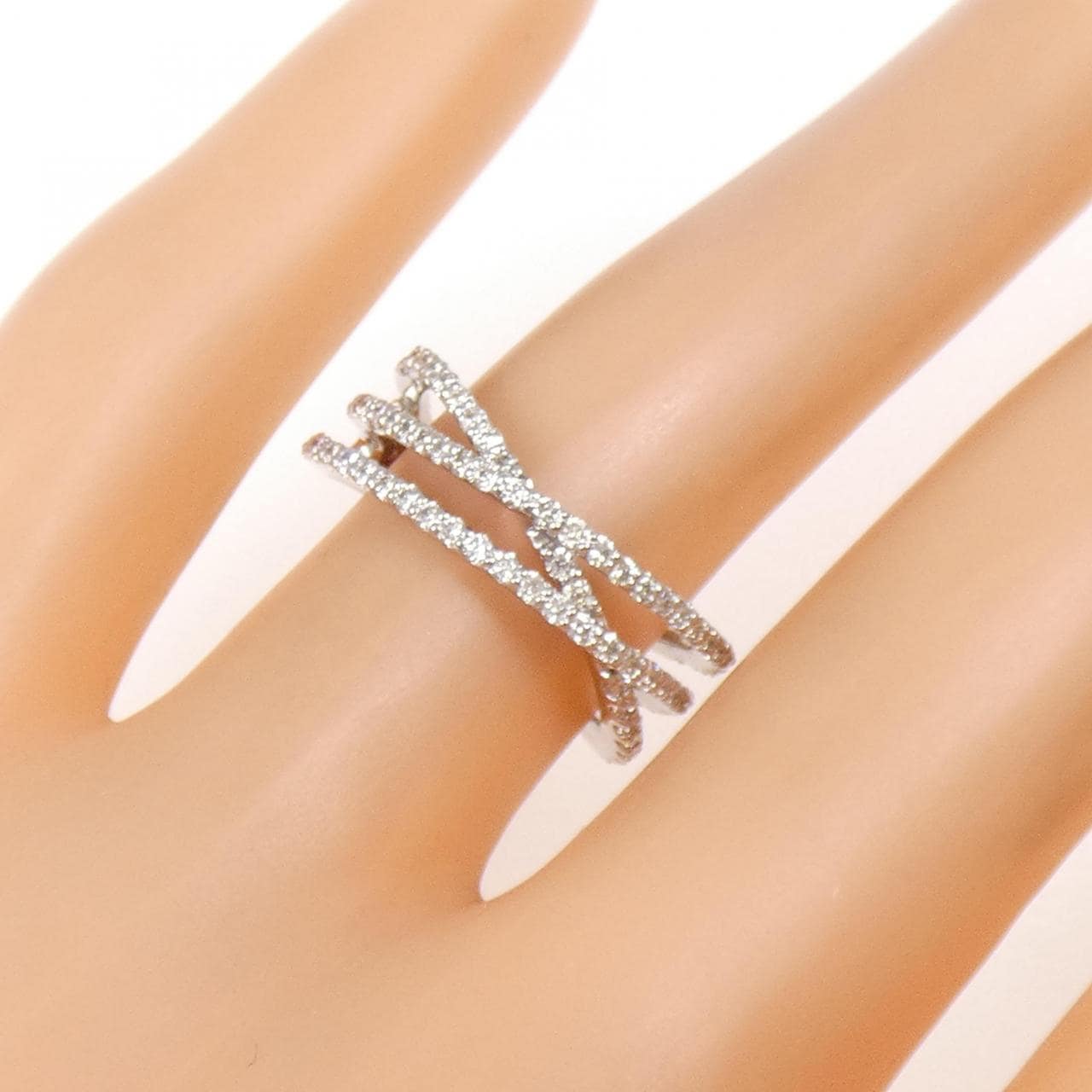 PT900 ダイヤモンド リング 0.64CT