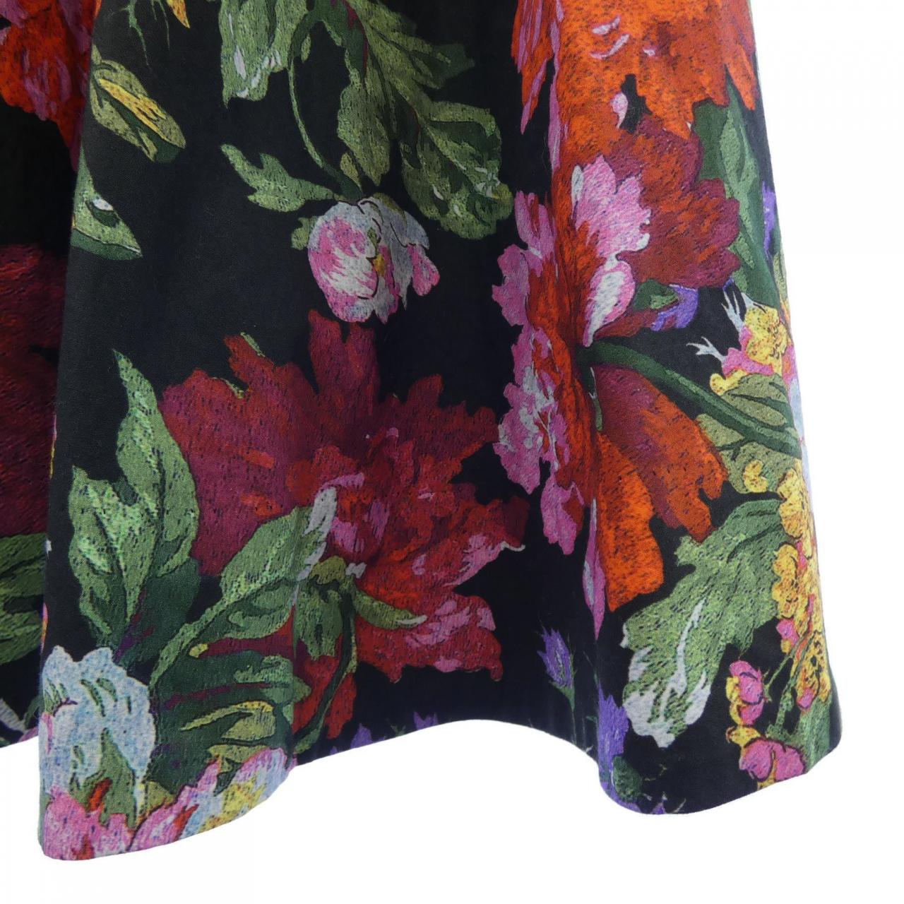 ジェンヌ JENNE スカート