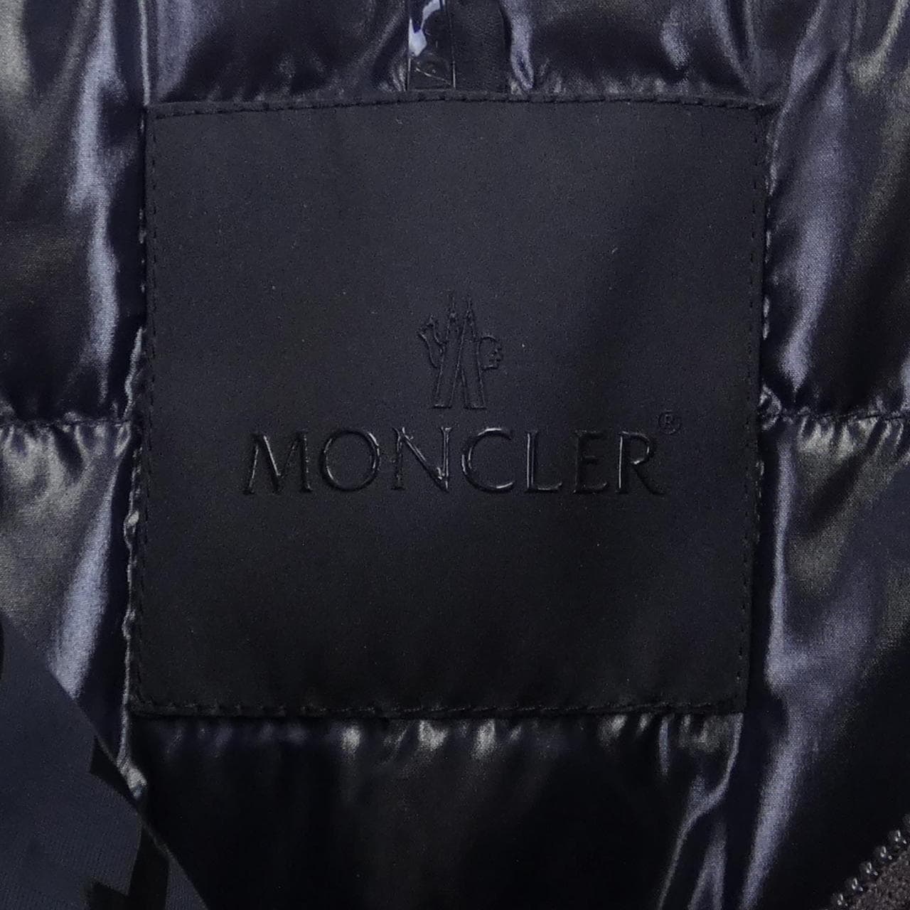 MONCLER蒙克勒羽绒服