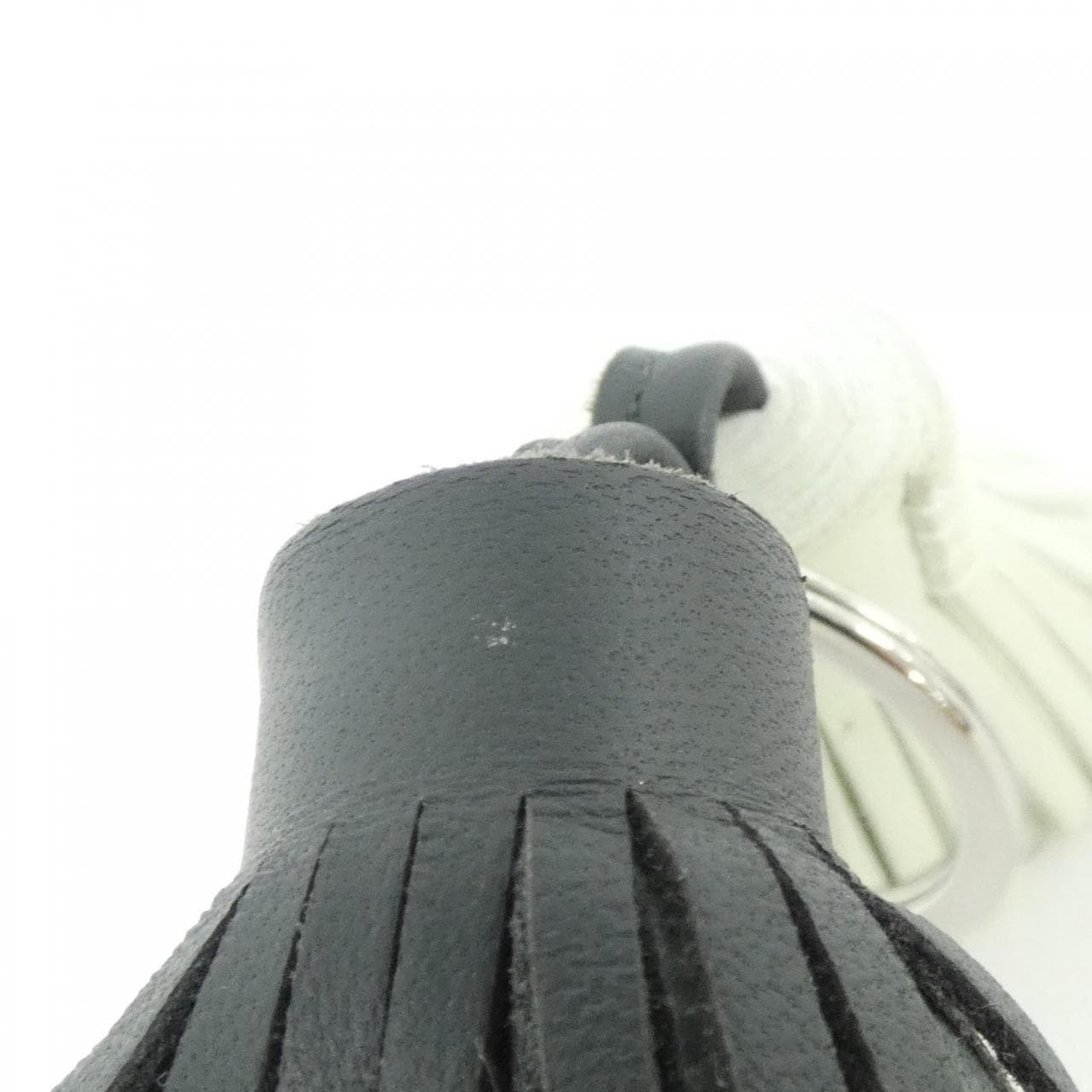 エルメス カルメン ウノドス 077895CJ キーリング