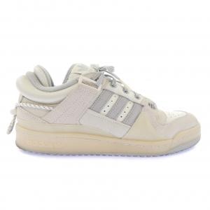 アディダス ADIDAS HQ2153 スニーカー