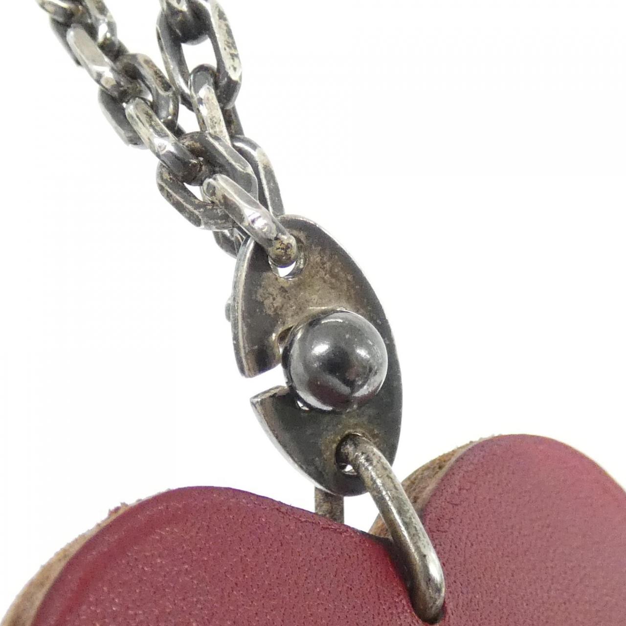 エルメス POMME フルーツ ポルト クレ 027890CA キーホルダー