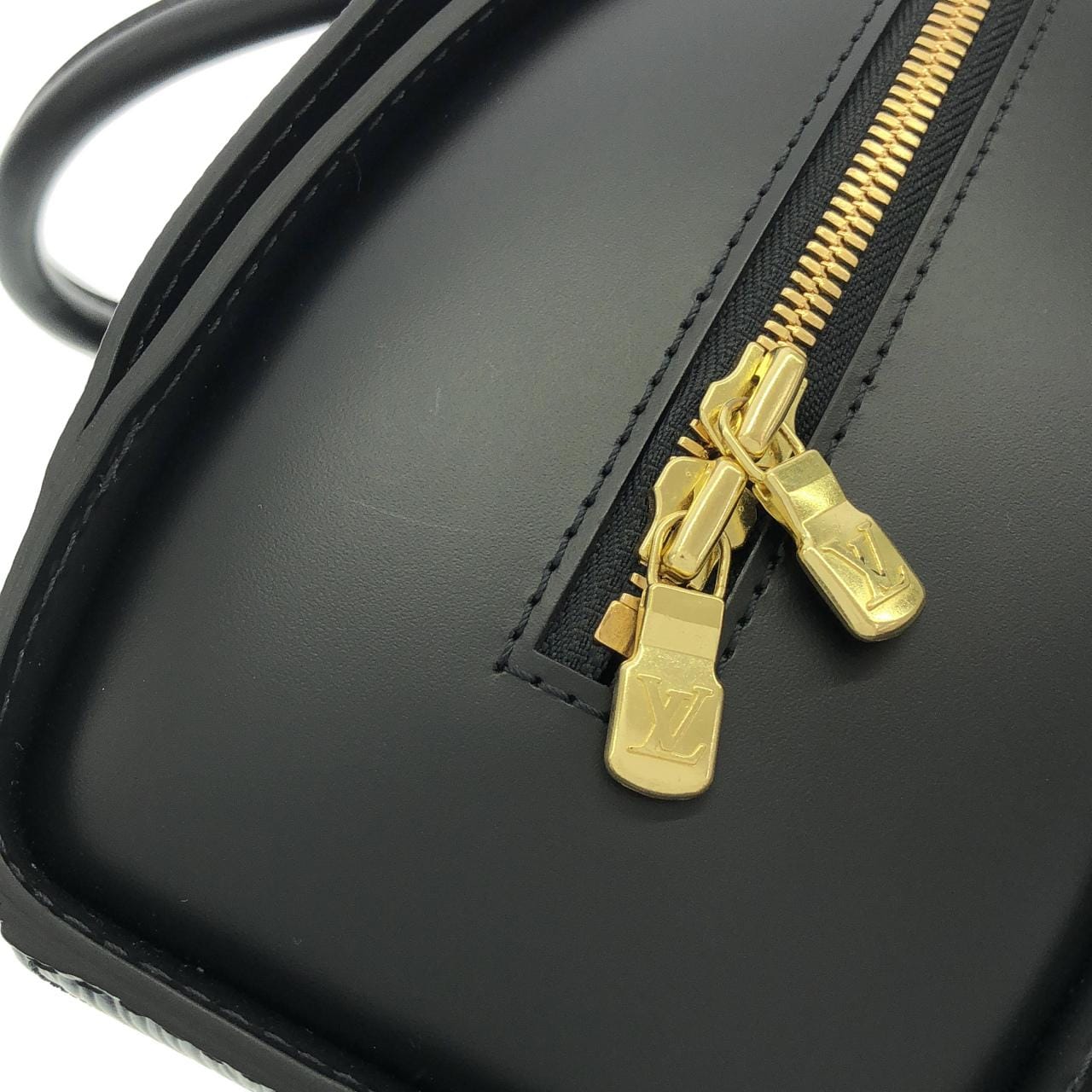 【ヴィンテージ】ルイヴィトン エピ ポンヌフ M52052 バッグ