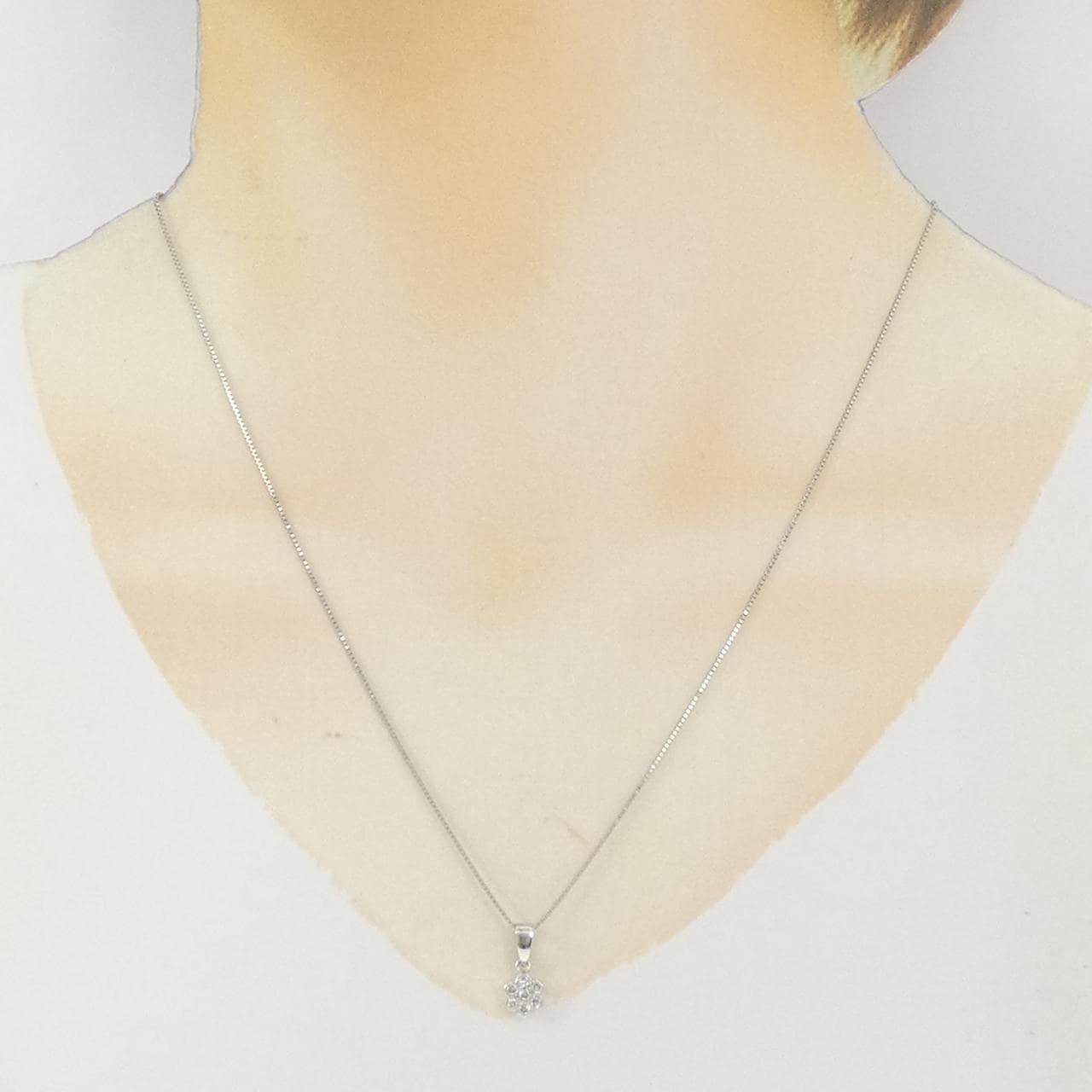 PM/PT850 フラワー ダイヤモンド ネックレス 0.12CT