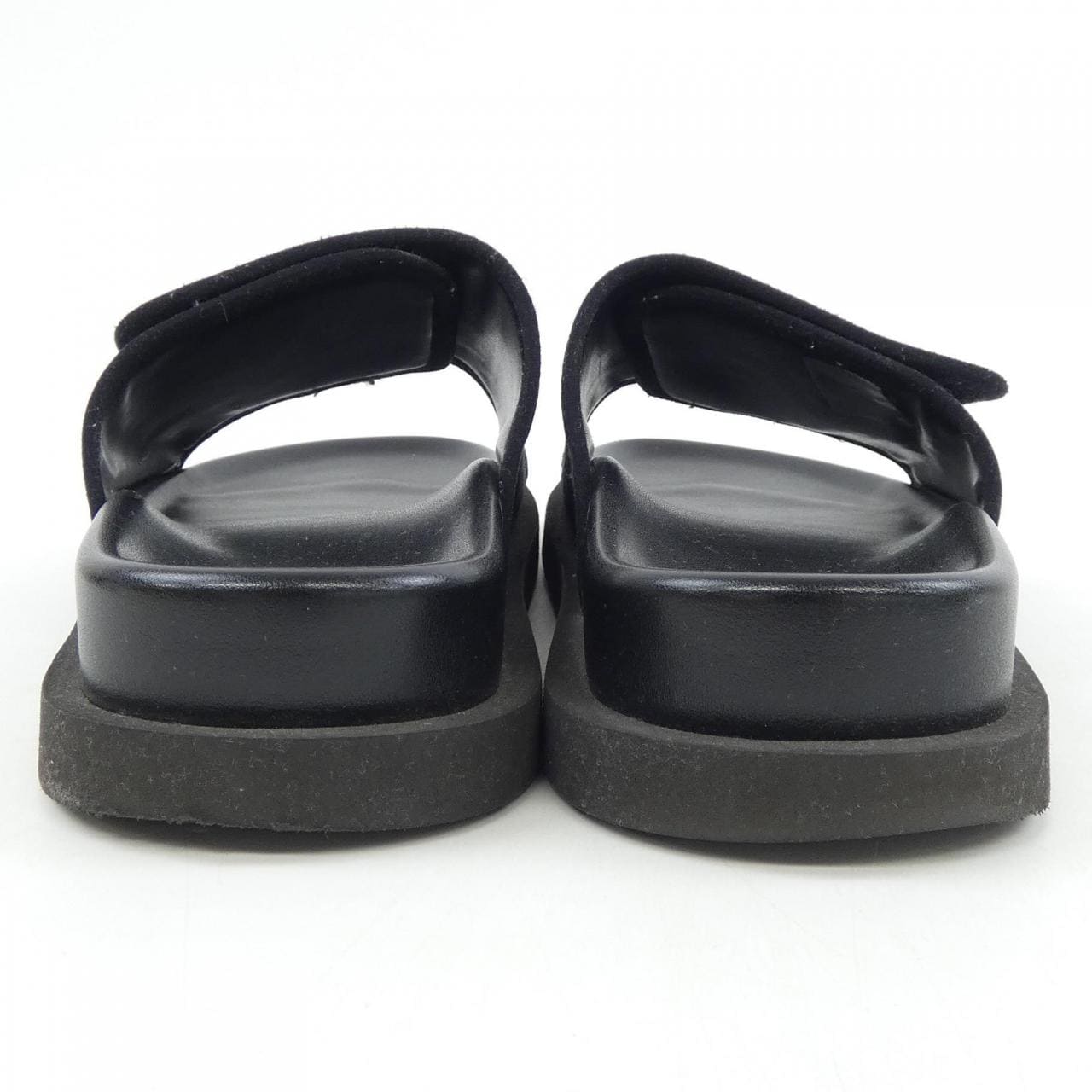 ルイヴィトン LOUIS VUITTON サンダル