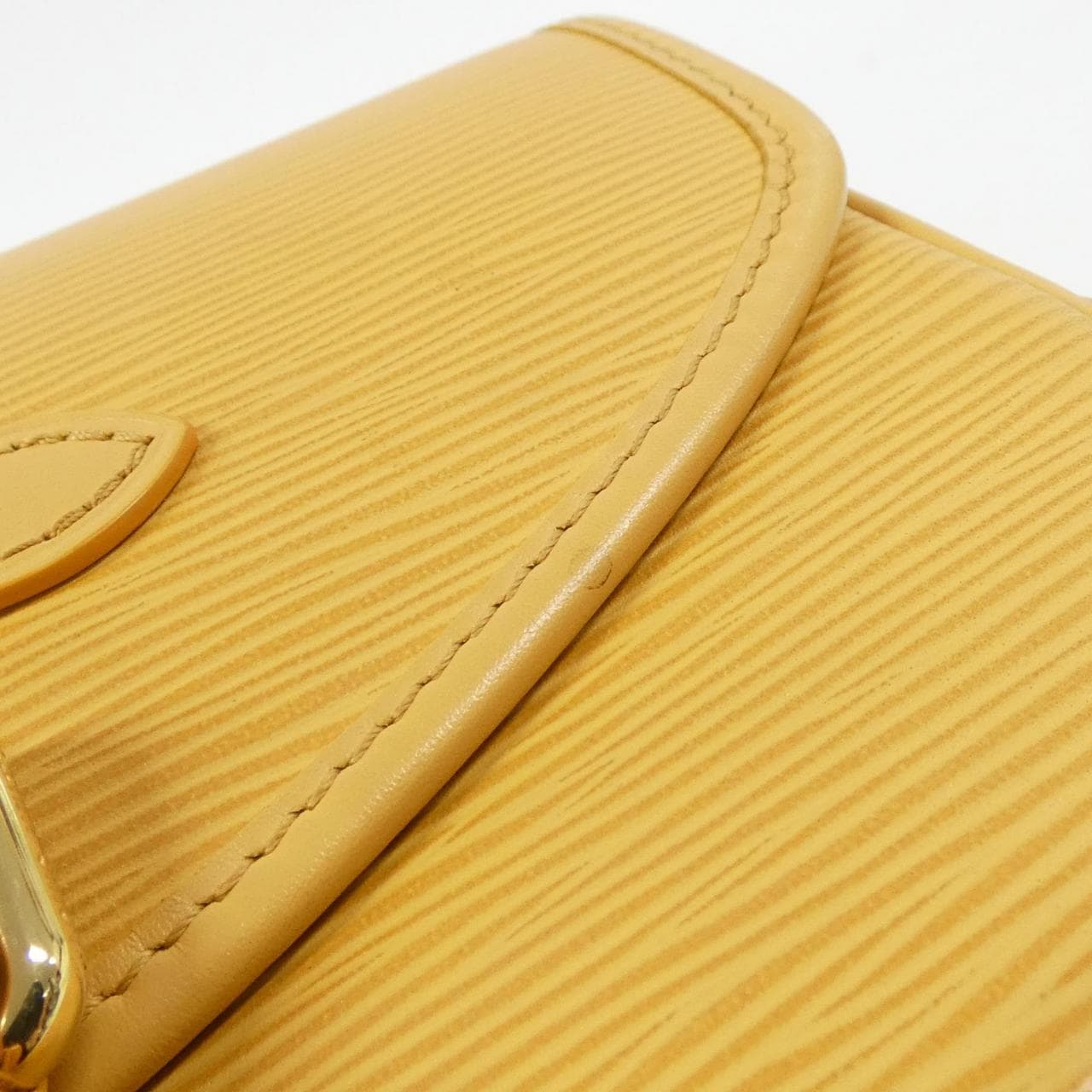 ルイヴィトン エピ ソミュールBB M23471 ショルダーバッグ