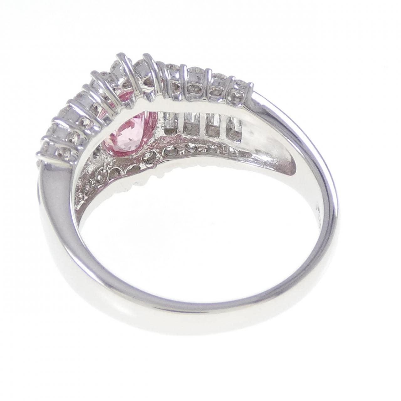 PT900 サファイヤ リング 1.40CT