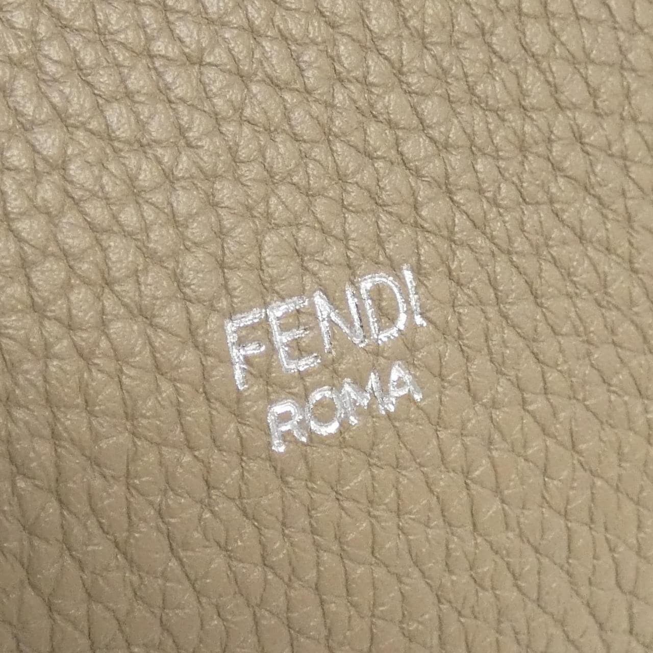 [新品] FENDI By The Way 中 8BL146 ARBB 包