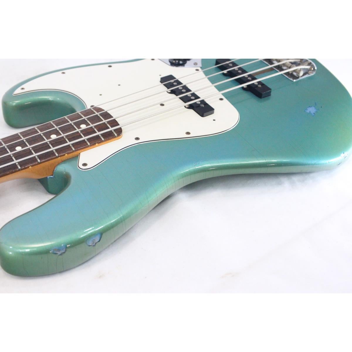 FENDER 62 JAZZ BASS