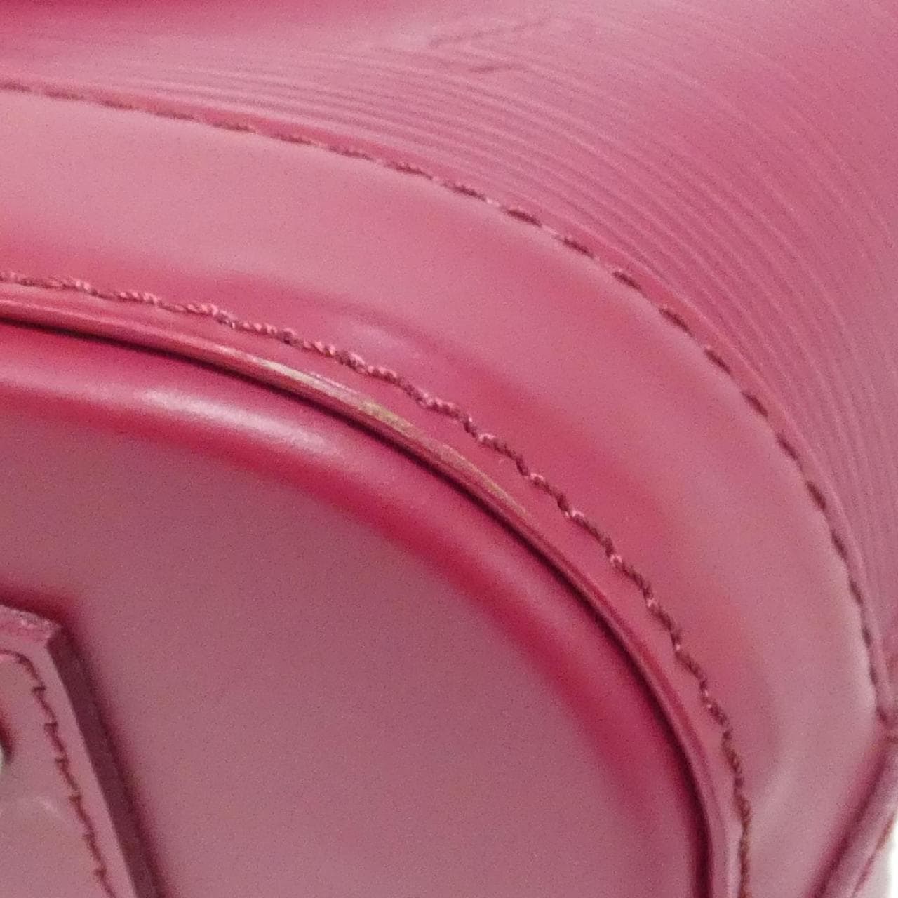 ルイヴィトン エピ アルマBB M40851 バッグ