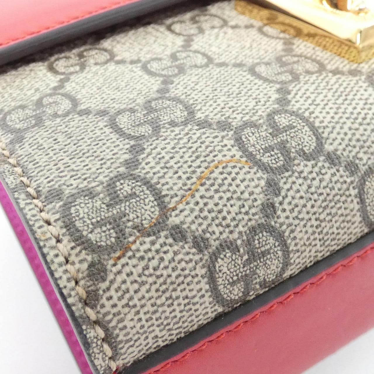 グッチ PADLOCK 409487 KLQIG ショルダーバッグ