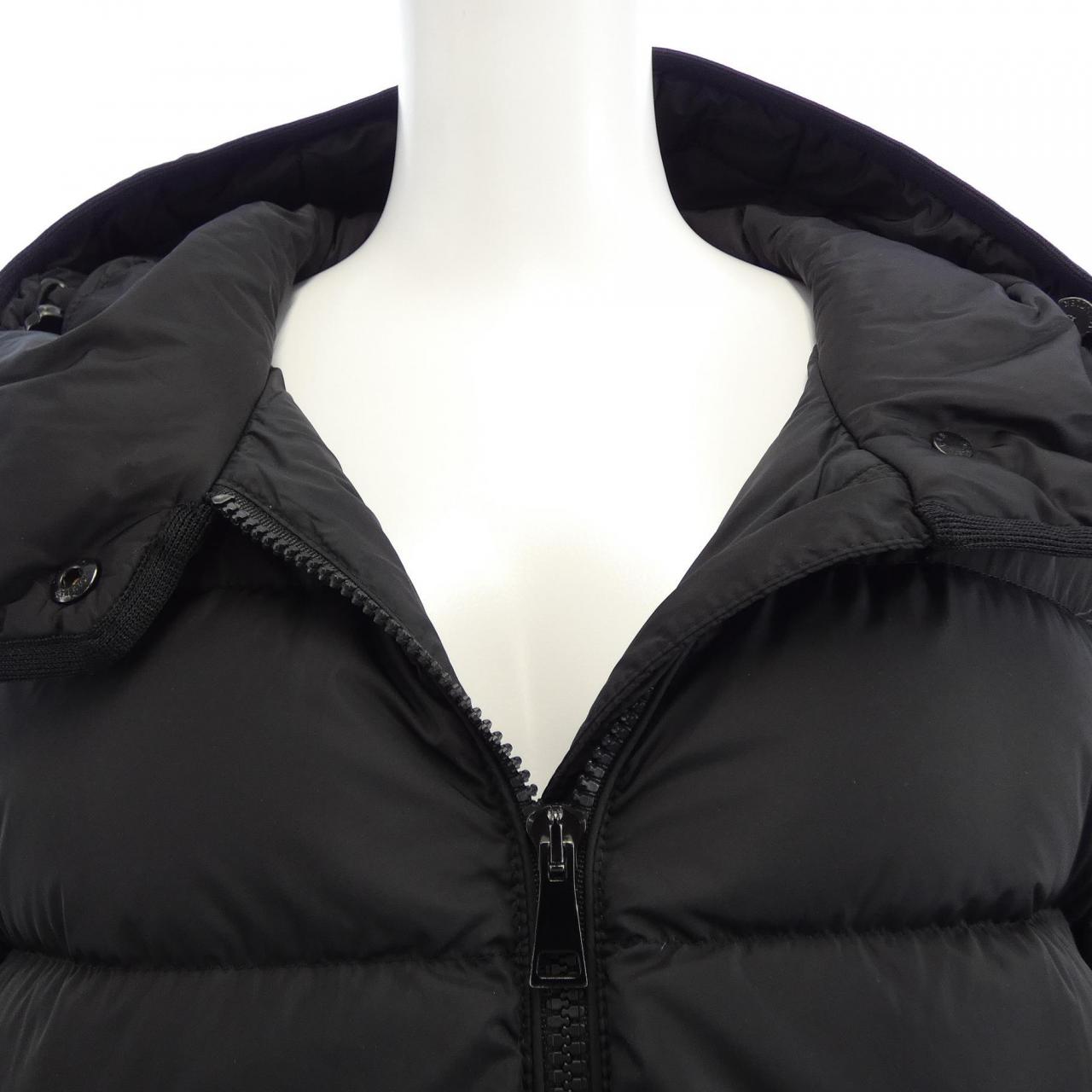 モンクレール MONCLER BETULA ダウンジャケット