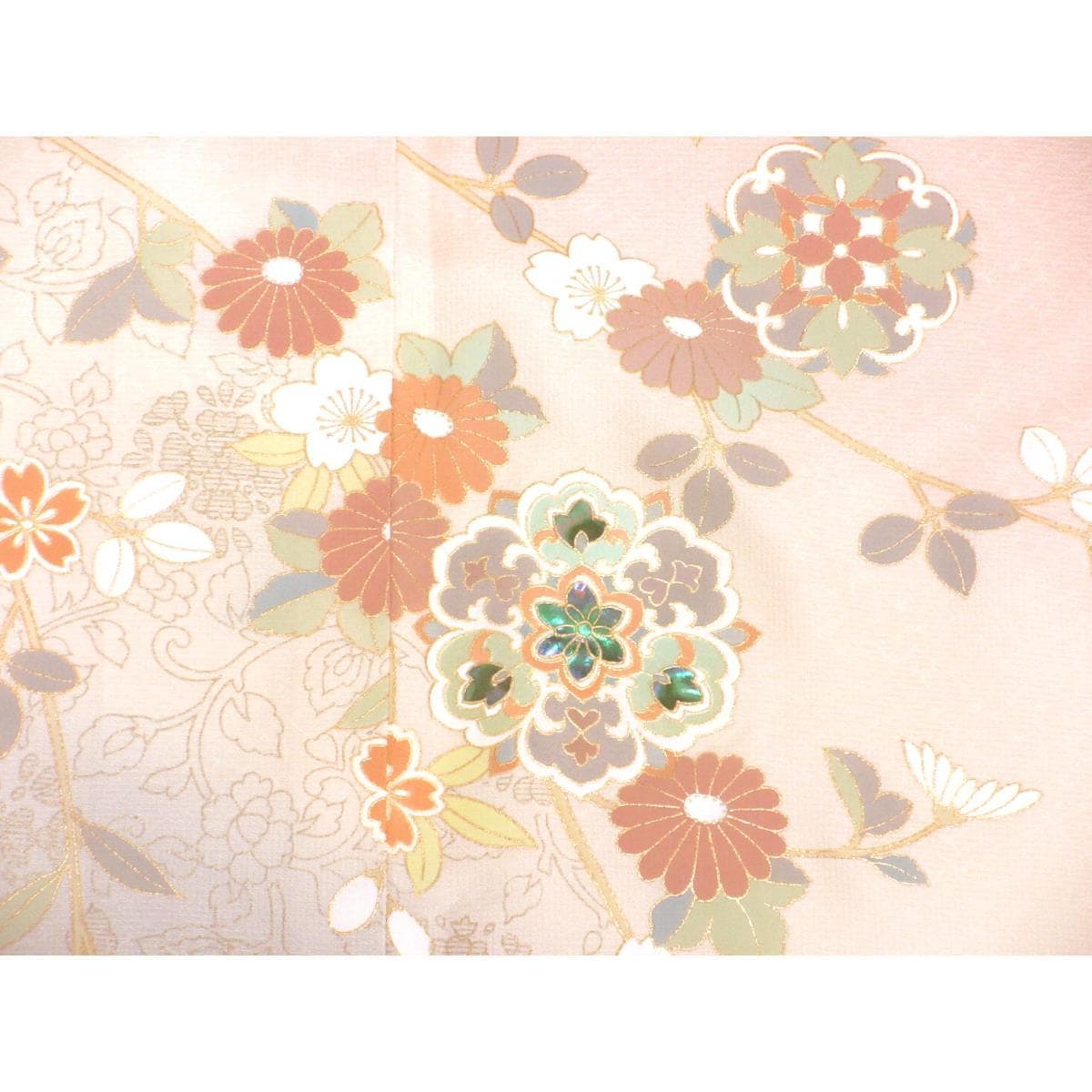 訪問着　友禅金彩加工　螺鈿入りボカシ染