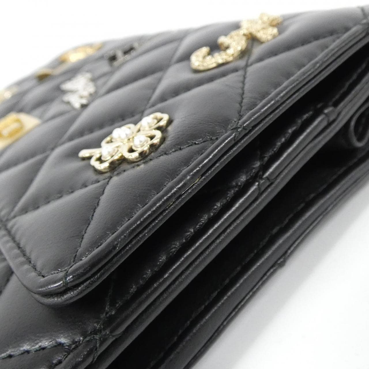 シャネル チェーンウォレット