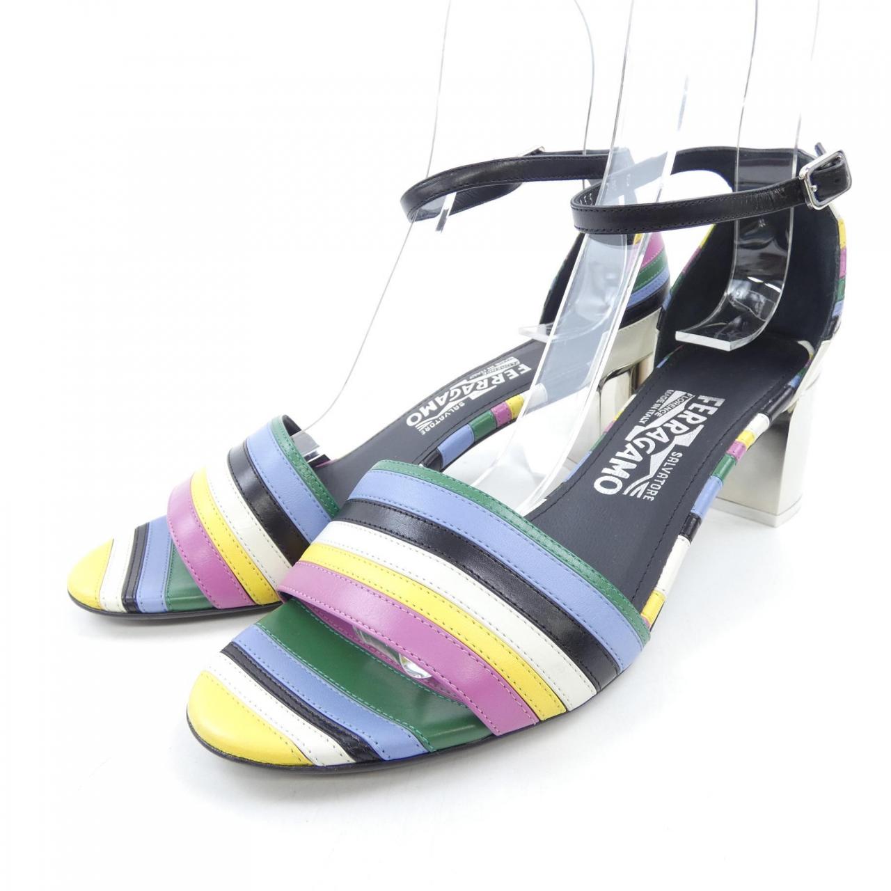 サルヴァトーレフェラガモ SALVATORE FERRAGAMO VARINA サンダル