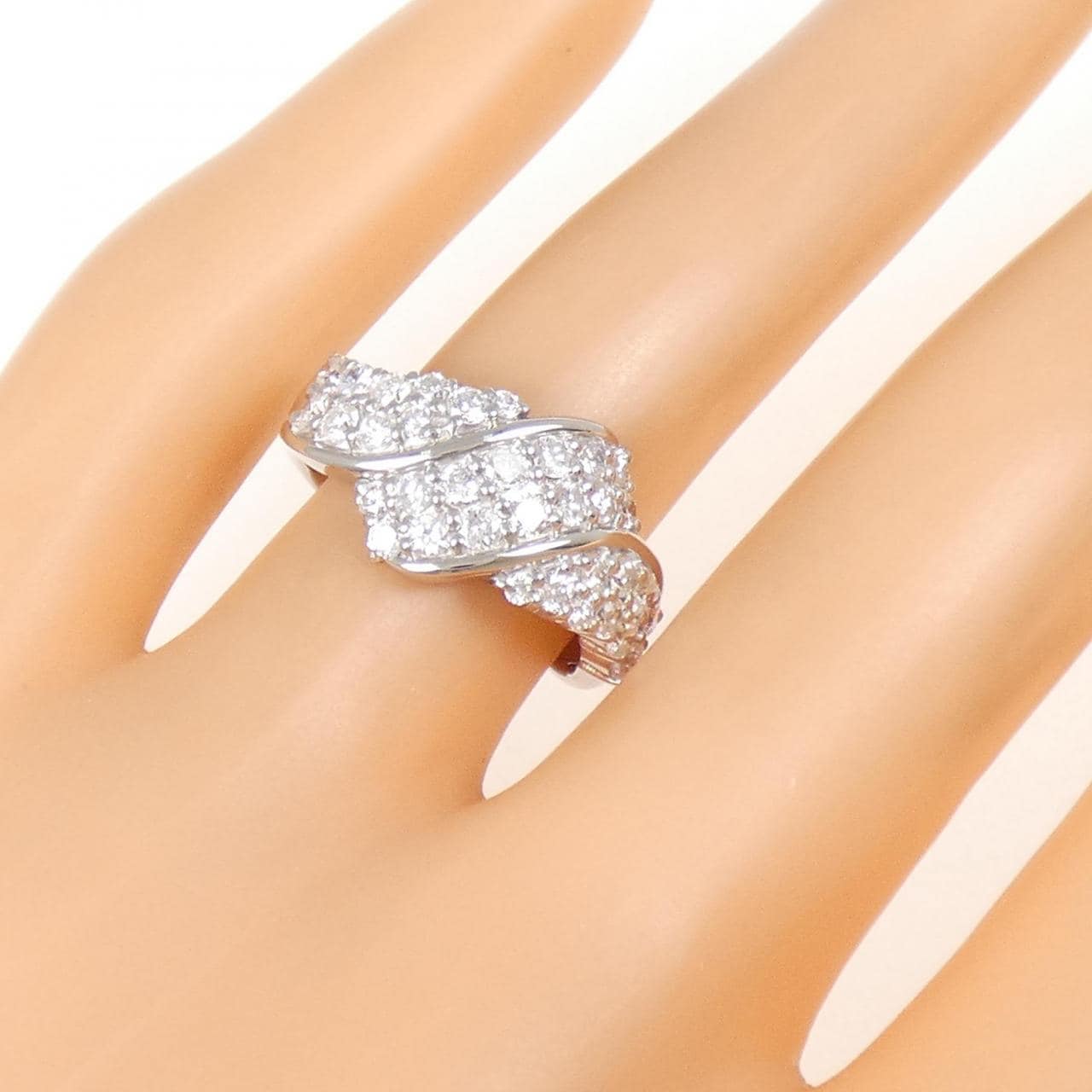 PT900 パヴェ ダイヤモンド リング 1.05CT