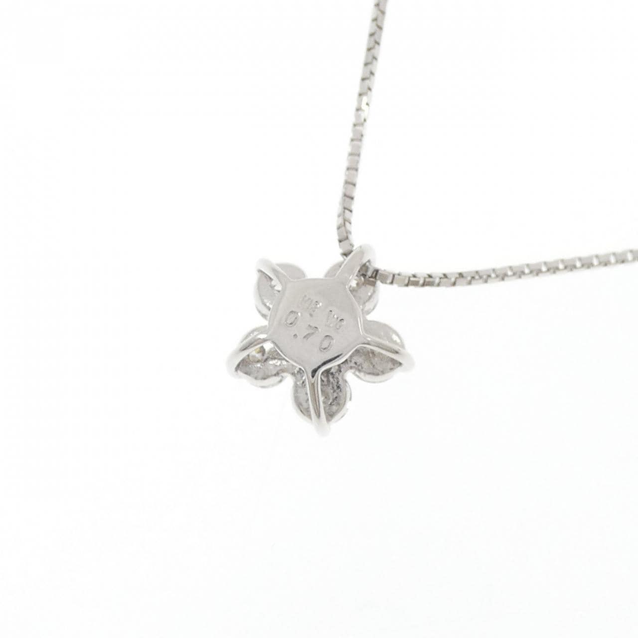 K18WG フラワー ダイヤモンド ネックレス 0.70CT