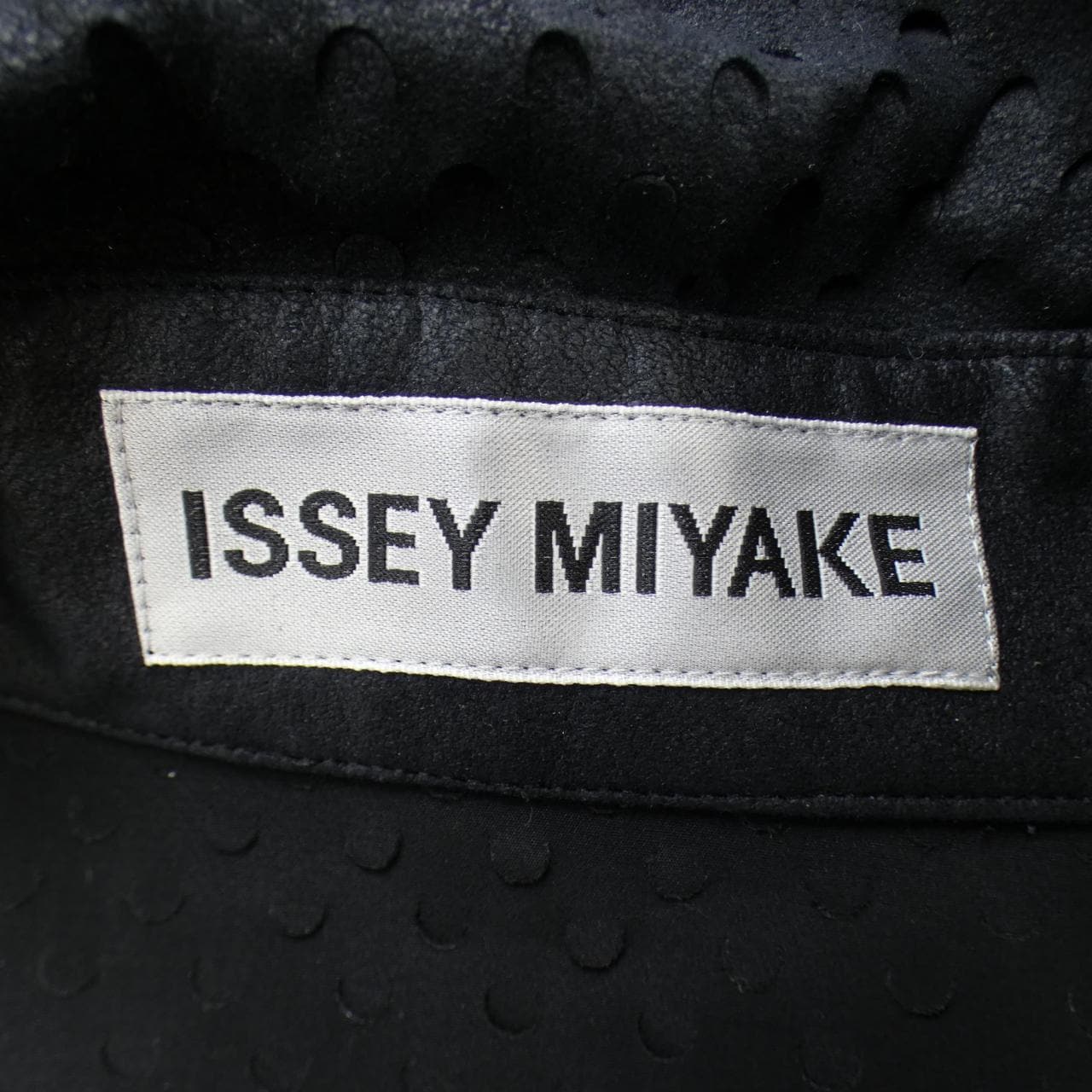 イッセイミヤケ ISSEY MIYAKE IM51FA003 コート