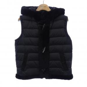 EMMETI down vest