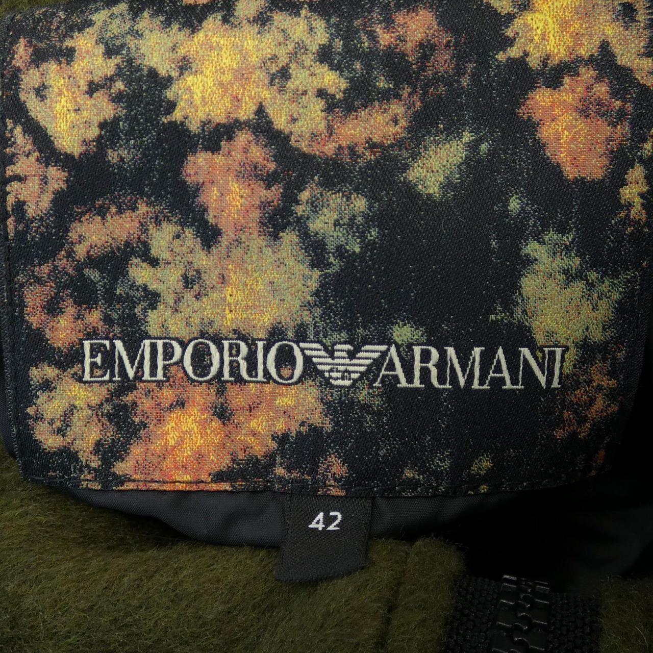 EMPORIO ARMANI斗篷